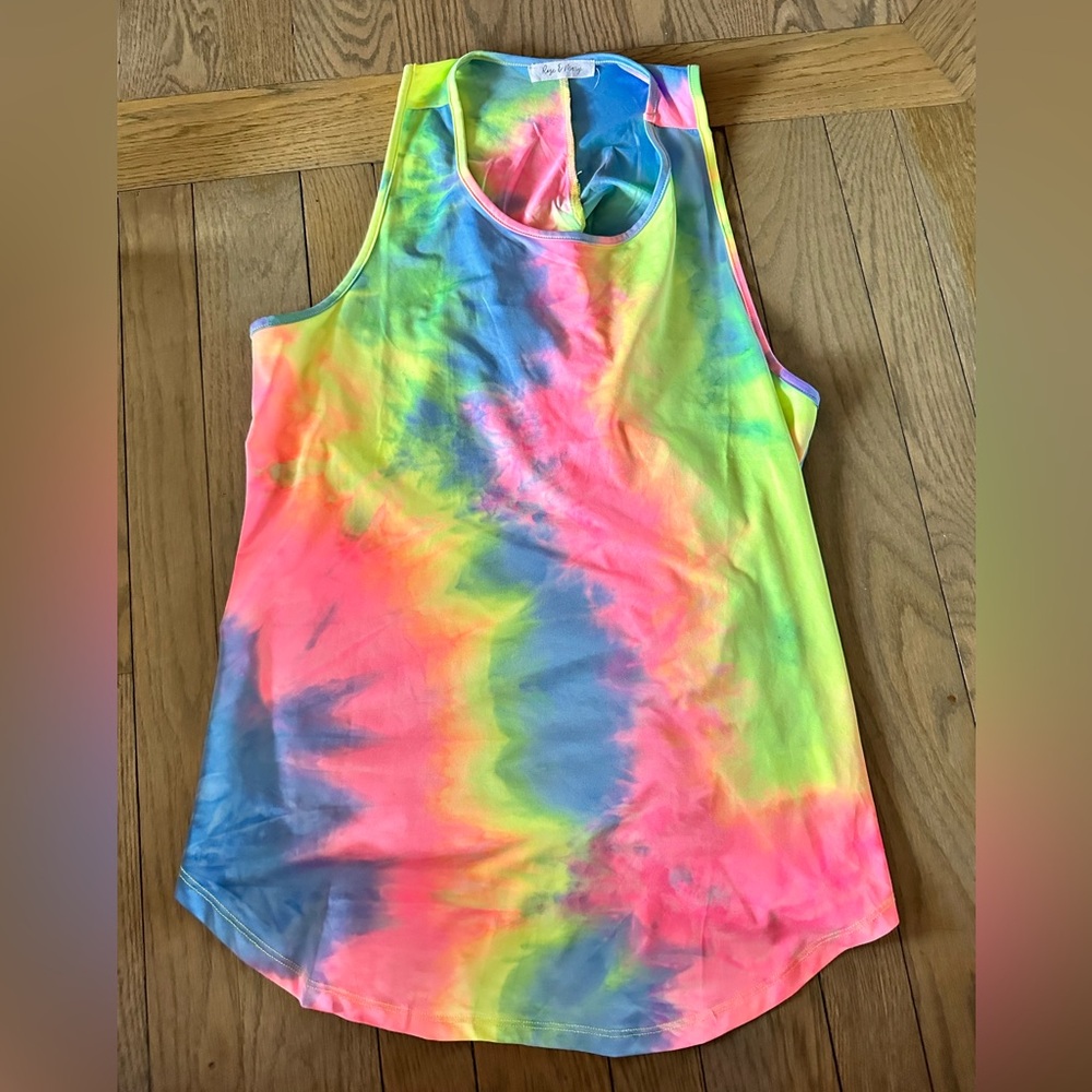 Rose and Mary boutique tie dye workout tank size L